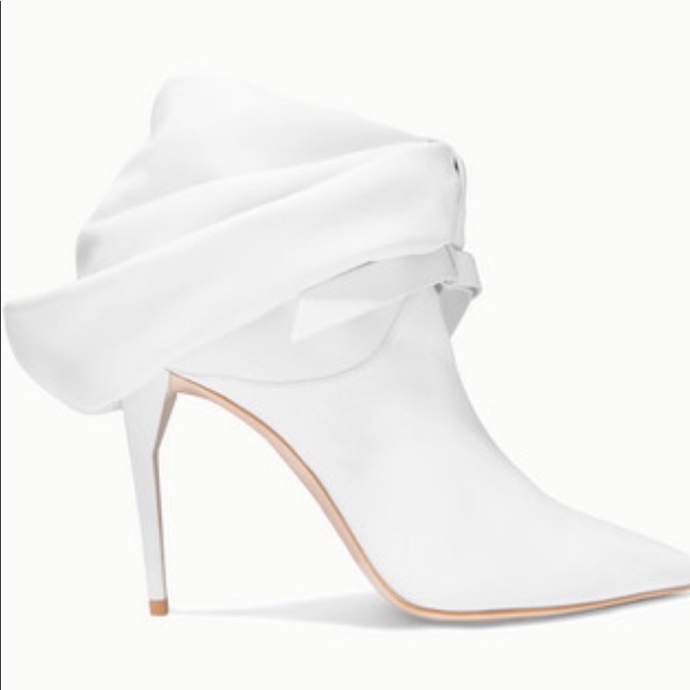 Miu Miu Bow-embellished leather ankle boots Size35